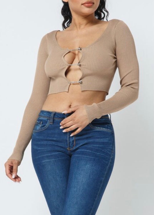 Hera Collection Safety Pin Top (Milk Coffee)